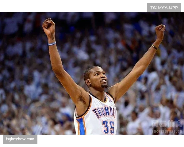 杜兰特身高臂展优势，契合现代篮球空间需求