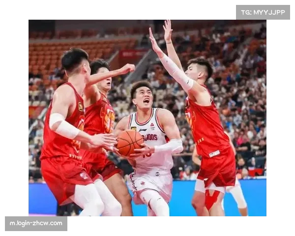 广州队进攻组织细节：郭艾伦复出后如何提升阵地战效率